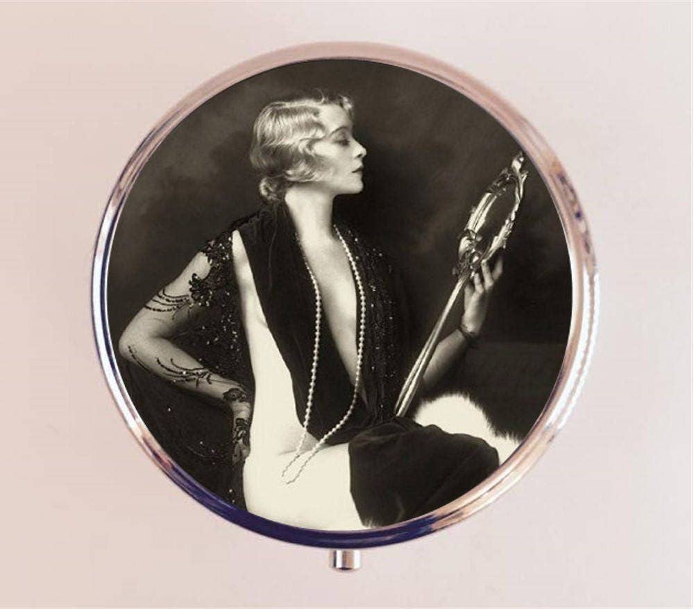Flapper Mirror Pill Box