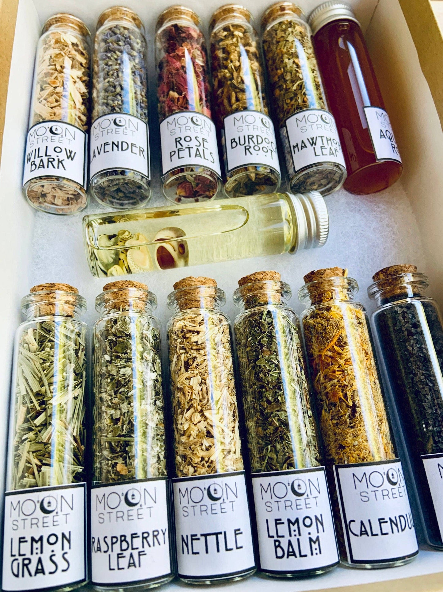 Mystery Apothecary: 5 Herbs & 1 Water